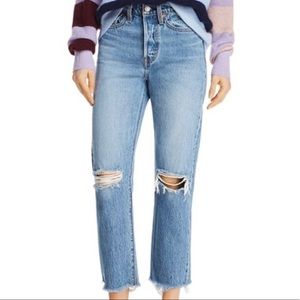 Levi’s Wedgie straight medium wash jeans